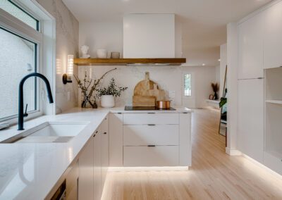 custom cabinets white kitchen peninsula